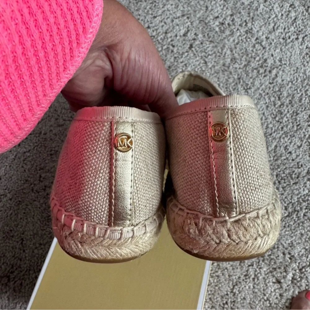 NIB Micheal Kors Size 9 Hastings Metallic Canvas Espadrille